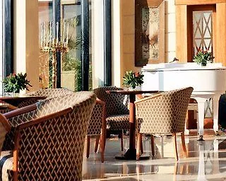 فندق Metropolitan Capsis Club